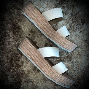 Women's White Platform Sandals-NEW!!